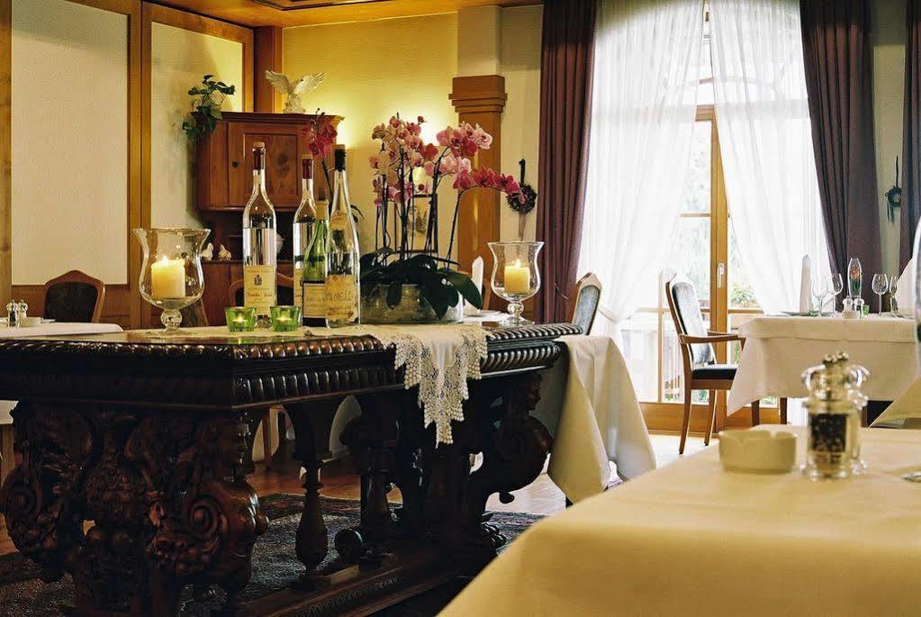 Hotel-Restaurant Adler ラール エクステリア 写真